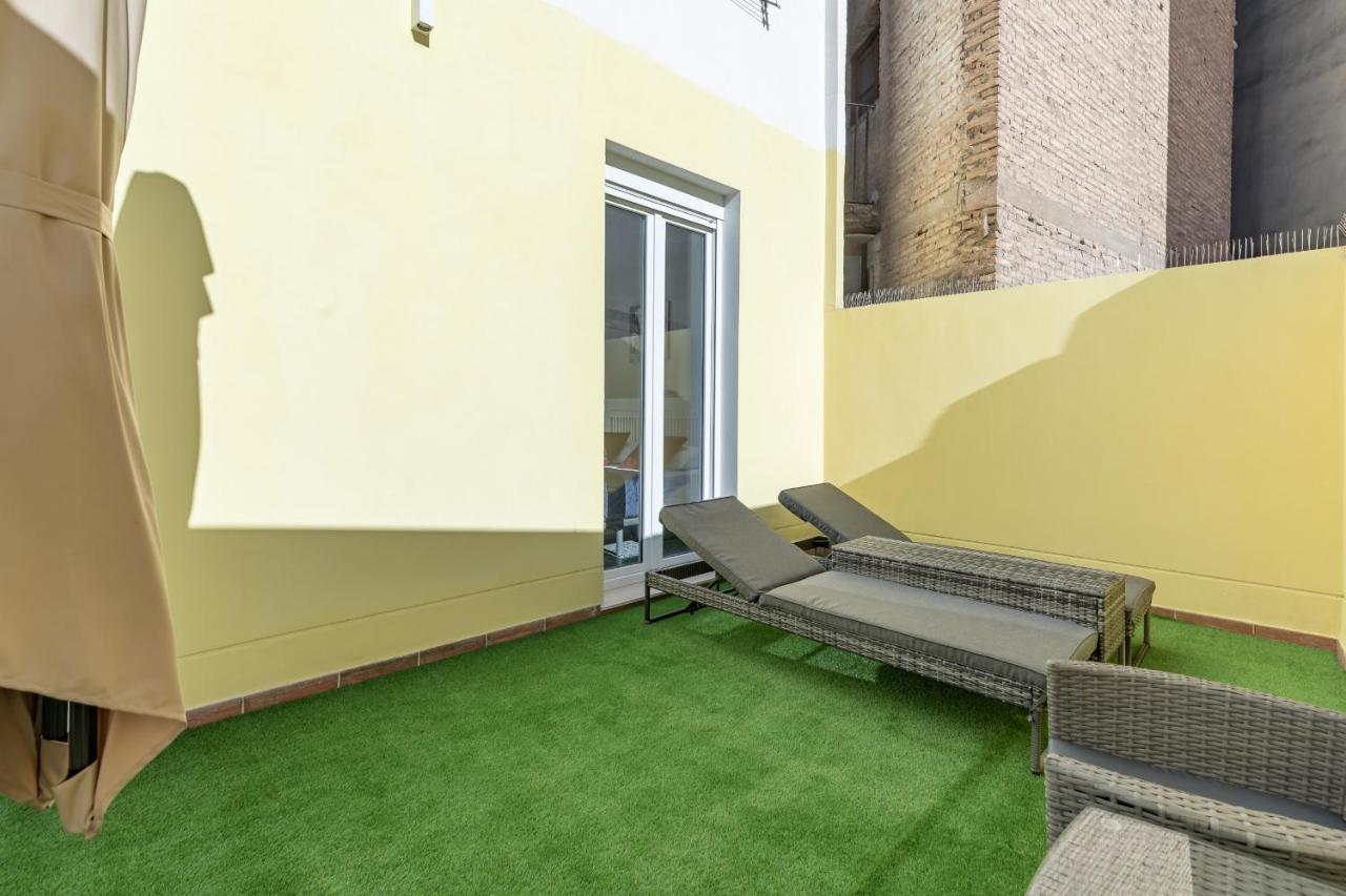 Gorgeous With A Large Private Terrace Appart hôtel Valence