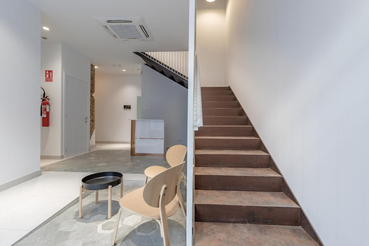 Aparthotel Gorgeous With A Large Private Terrace